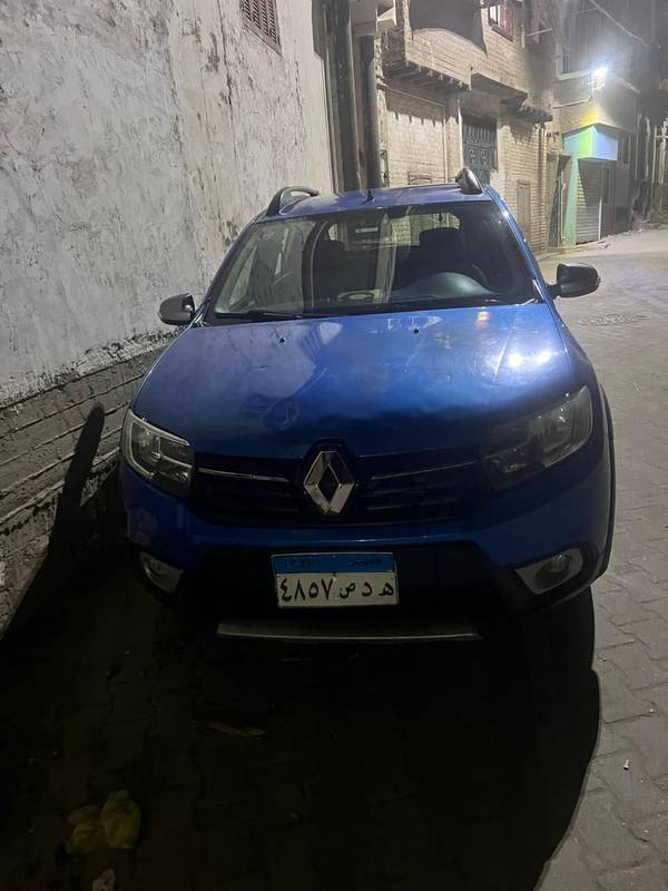 رينو سانديرو 2018