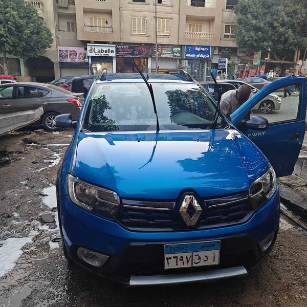 رينو سانديرو ستيب واي 2021