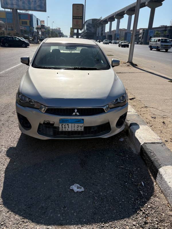 ميتسوبيشى لانسر 2016