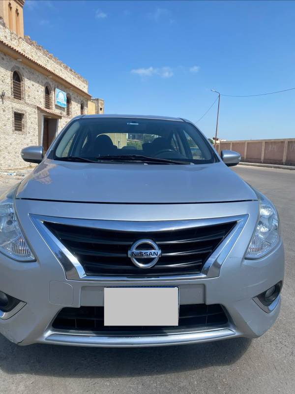 نيسان صني 2015