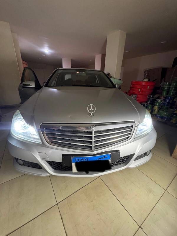مرسيدس C 180 2012