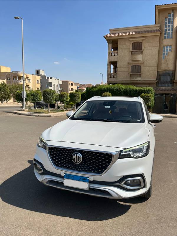 إم جي HS 2021